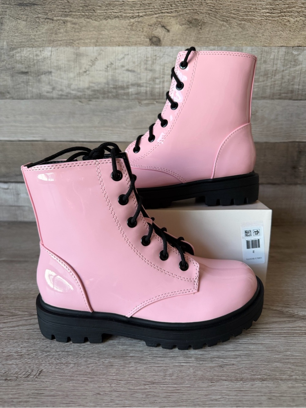 SODA Girls Pink Patent Combat Boots Lace-Up Side Zip Size 2 NEW